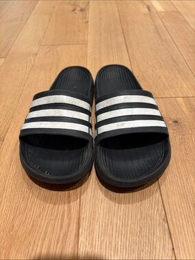 Adidas slides
